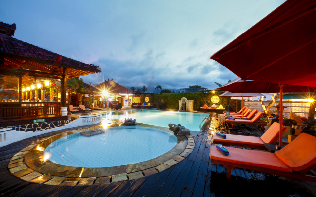 Bali Taman Beach Resort & Spa - Lovina