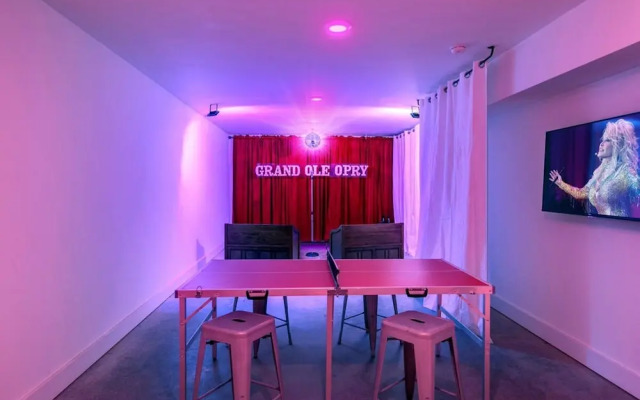 Going Fast Dollys Dream 12 Beds