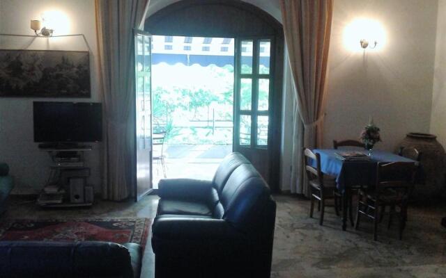 Residence Gnura Momma