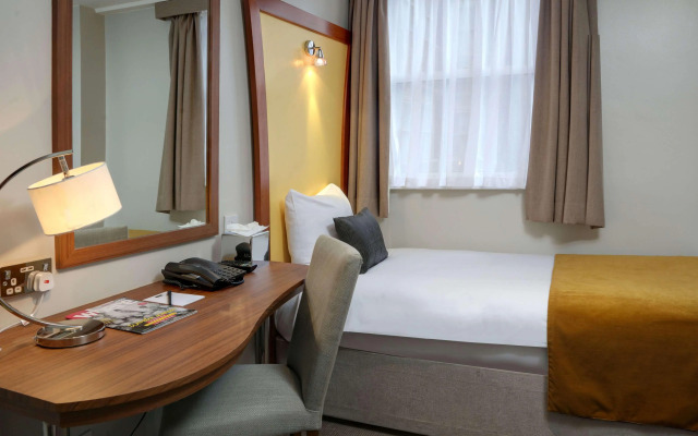 Corus Hyde Park Hotel