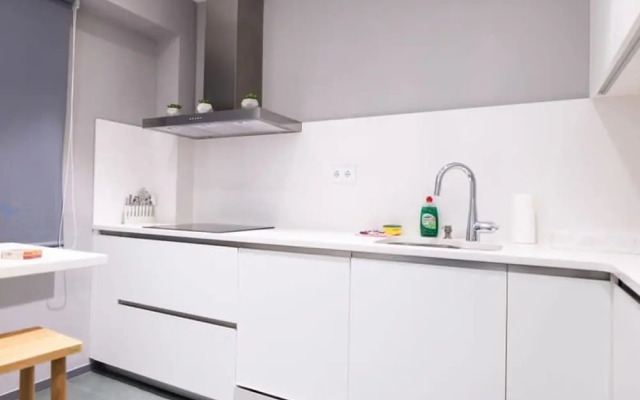 Ampersand - Bright 2-bedroom Apartment