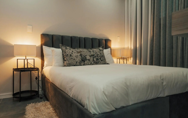 Reserved Suites Illovo