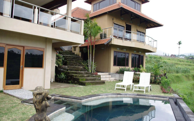 Shangrilah Villas