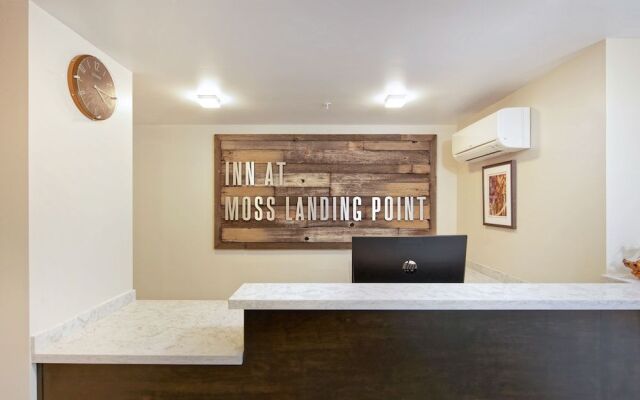 Inn At Moss Landing Point