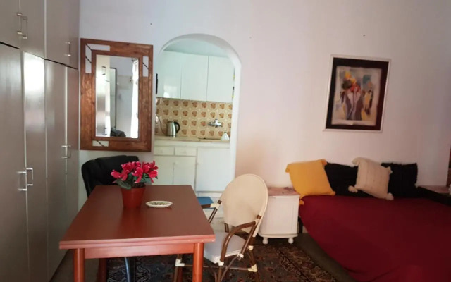 Sunny Apartment