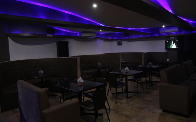 Hotel SPR Inn