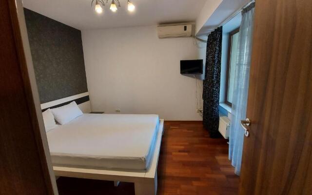 Mamaia Miraj E1