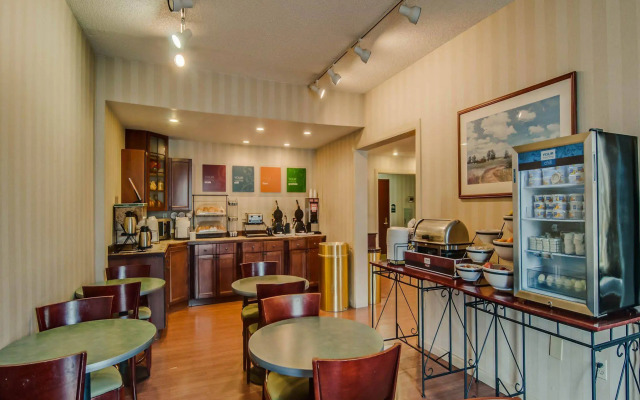 Comfort Inn & Suites Staunton