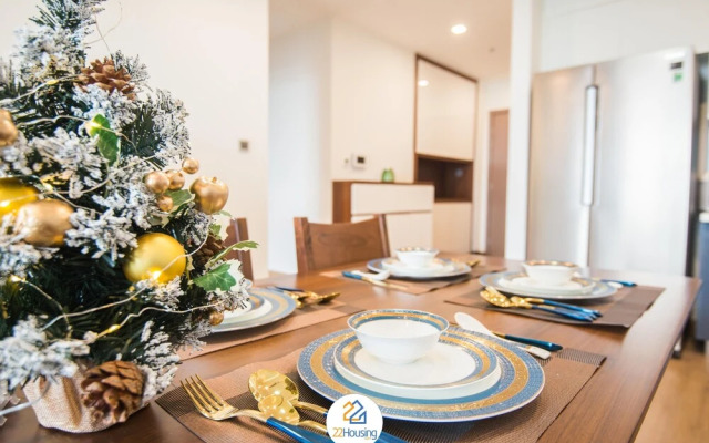 Luxury Apartment at VinHomes Metropolis