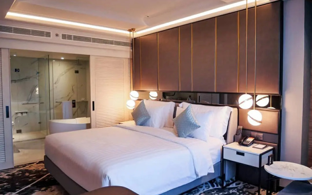 Movenpick Surabaya City