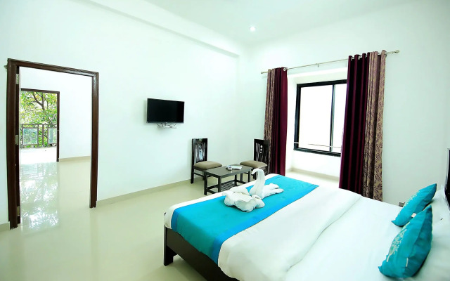 Rang Bhawan Inn- A Lake View Hotel
