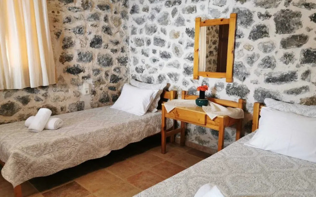 Nefeli's traditional suite no.12