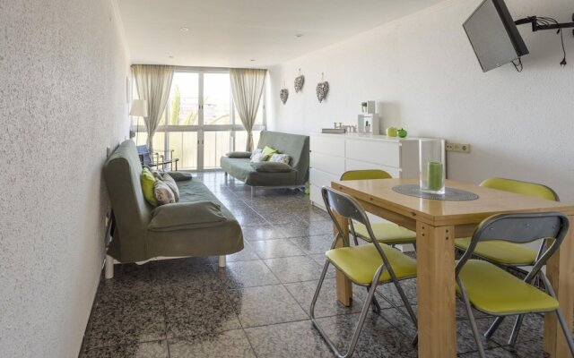 Simplistic Apartment in La Pineda near Sea