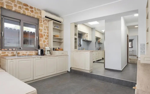 Aeolia Villa Athenian Riviera