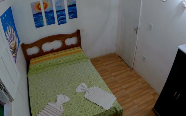 Quarto em Kitnet perto da primeira praia