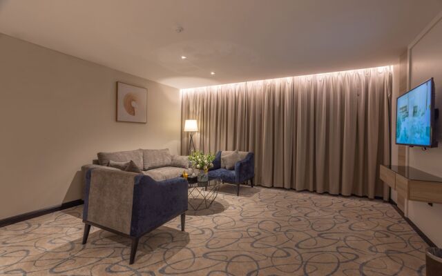 Skyline Hotel & suites