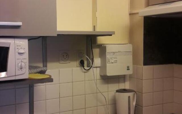 Studio Centre Auxerre + WIFI+ parking gratuit