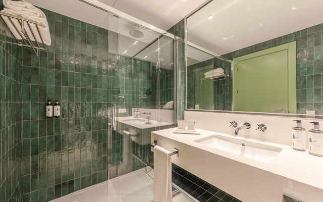 Hotel Ribera de Triana - REOPENING!