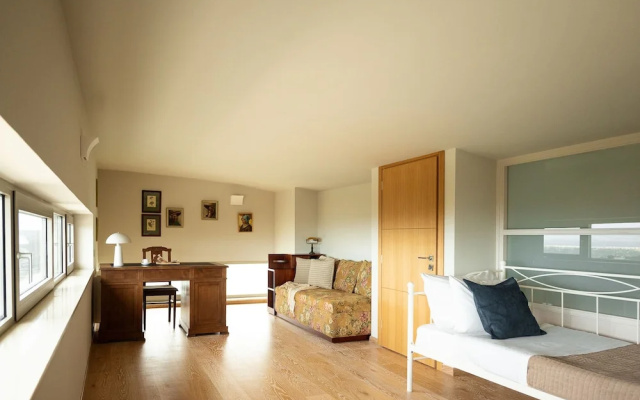 Villa - Sleeps 10 - Pool - Parking - Pool Table