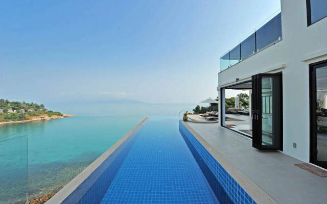 Villa Tasanee