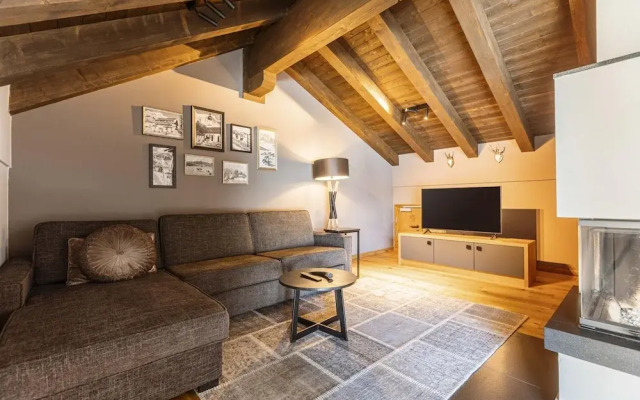 Welcoming Chalet With Balcony