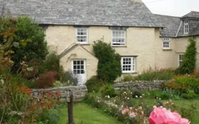 Higher Tresmorn Farm