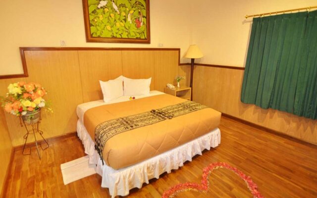 Sylvia Hotel Maumere