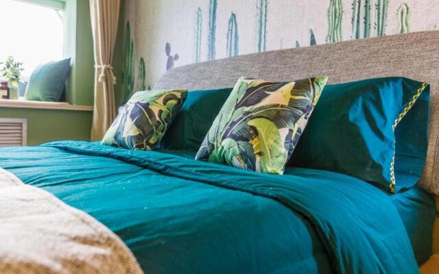 Qingdao Shinan·Eight Great Passes· Locals Apartment 00170240