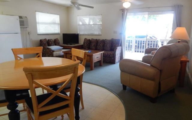 Parmer's Resort