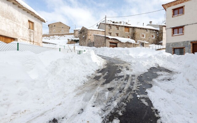 Pleasant Apartment in Gudar With Fireplace