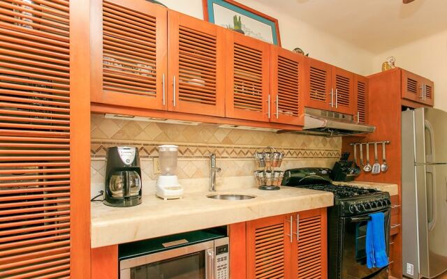 Sacbe by Stella Rentals