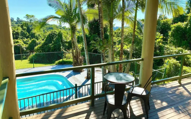 Jackaroo Treehouse Mission Beach - Hostel