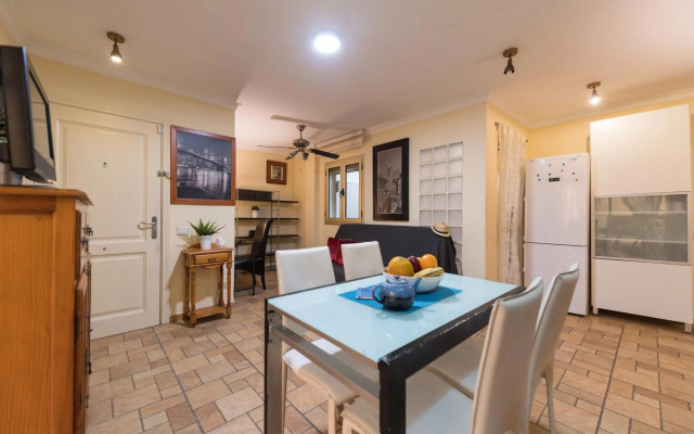 MCD Carlos Family House