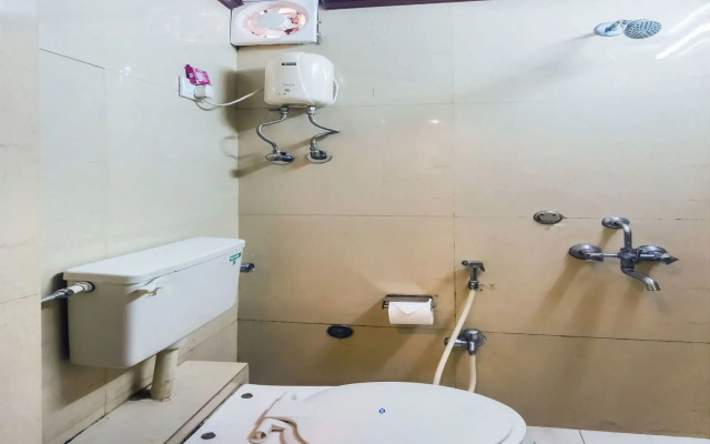 7 Flags International by OYO Rooms