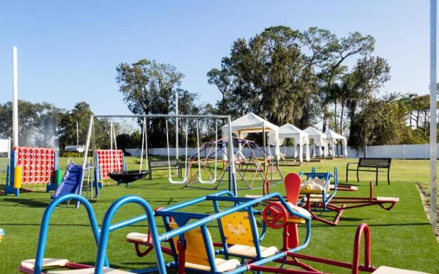 Palazzo Lakeside Hotel