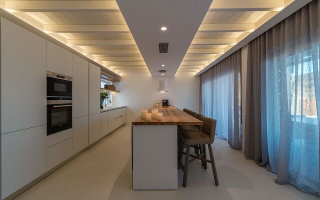 G Villa