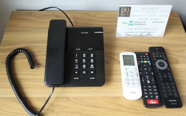 Pacific Bay Grand Suites