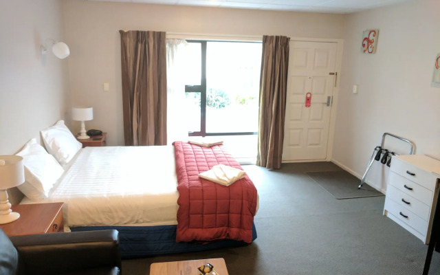 Classique Lodge Motel