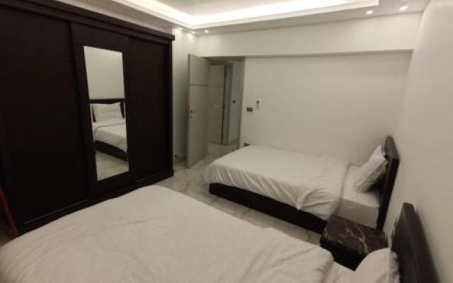 Le Royal Residence 2