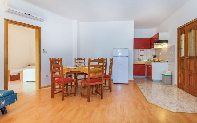 Apartments Lapida
