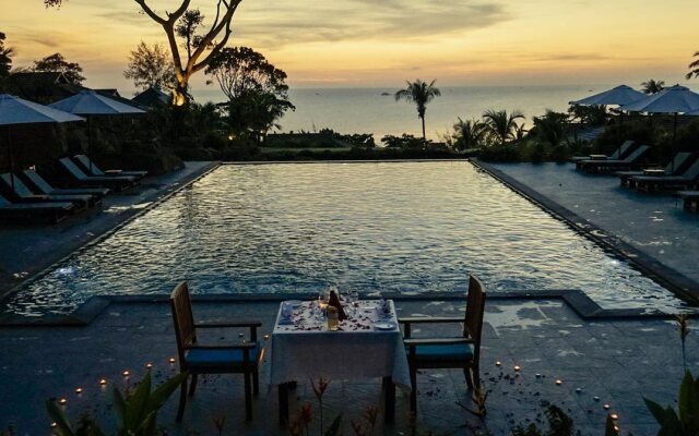 Camia Resort & Spa