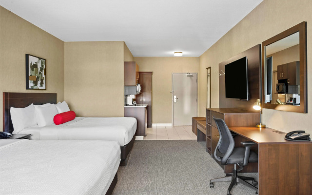 Ramada by Wyndham Drumheller Hotel & Suites