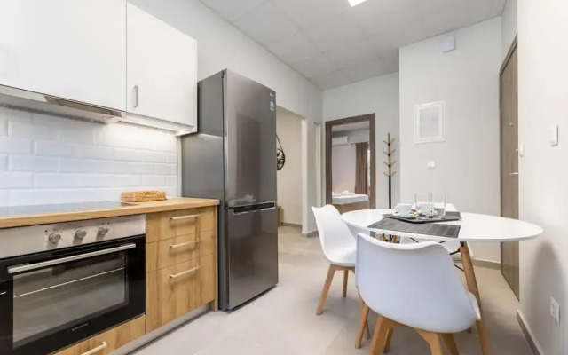 Euphoria Apartment in Nea Ionia