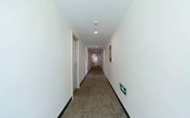 Yongcheng Business Hotel