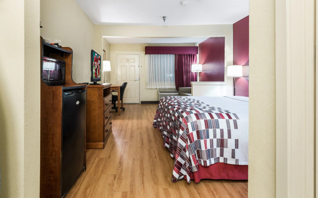 Red Roof Inn Conroe North - Willis