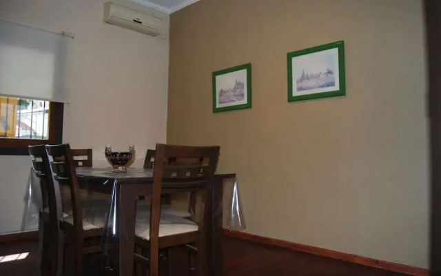 Cosmo Mendoza Suites