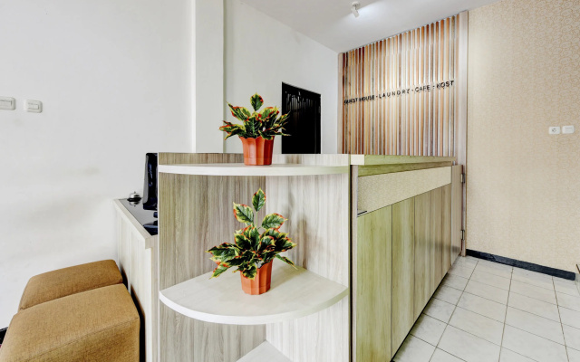 OYO 90497 Navaya Guest House – Guest Rooms – Purwokerto