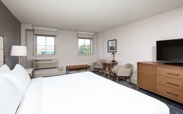 Pomeroy Hotel Fort McMurray