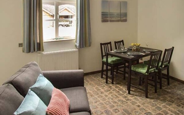 Finwood Cottage 2