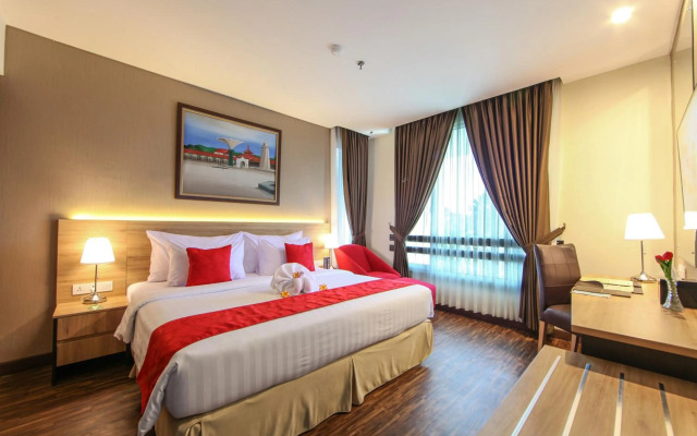 The Royale Krakatau Hotel
